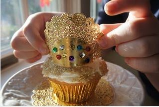 christ-the-king-cupcakes